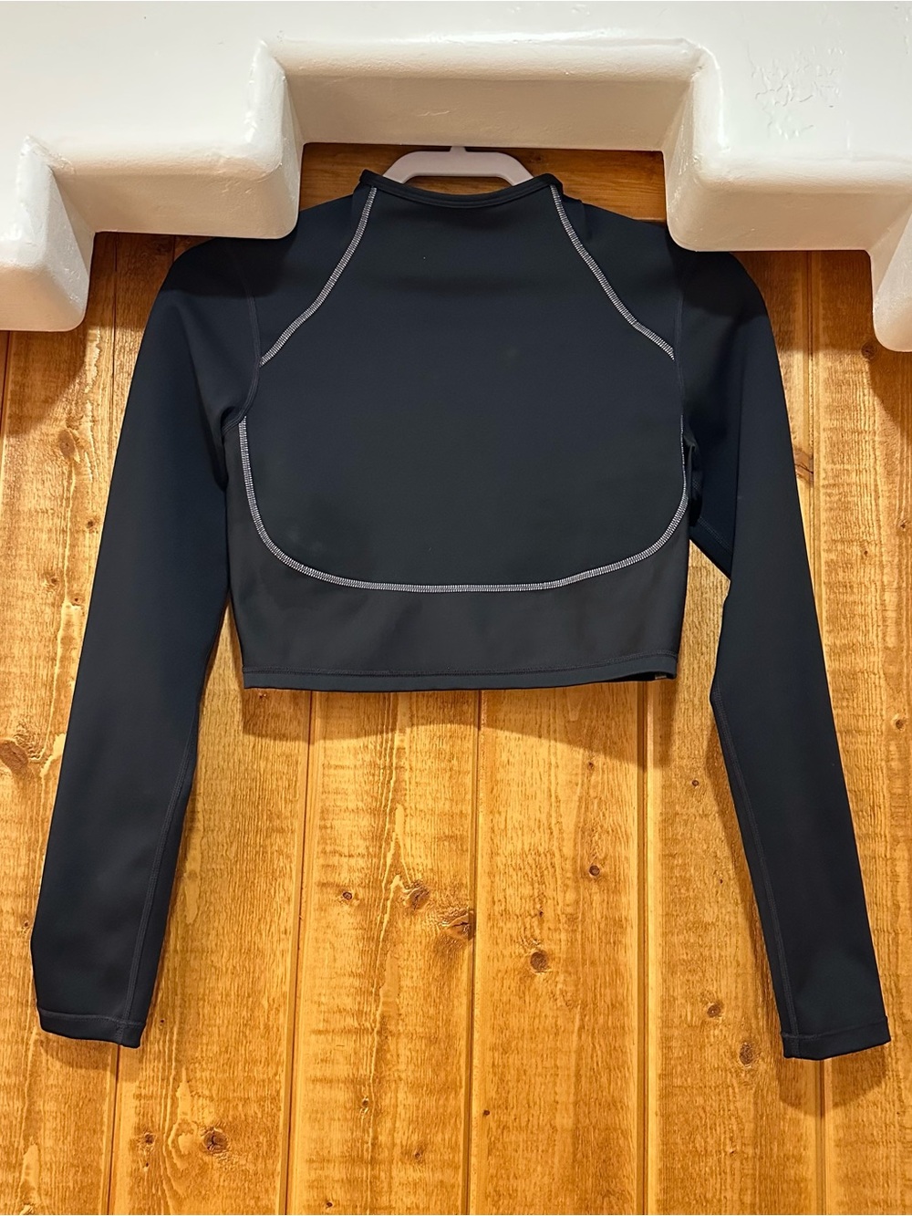Nike Tech Pack City Ready Size Small Long Sleeve Reflective Crop Top Black